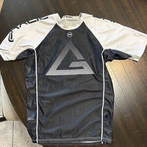 Gracie Barra Men’s Rash Guard